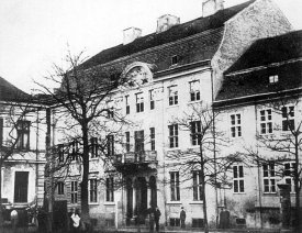 Ehem. Landhaus in der Berliner Straße *7